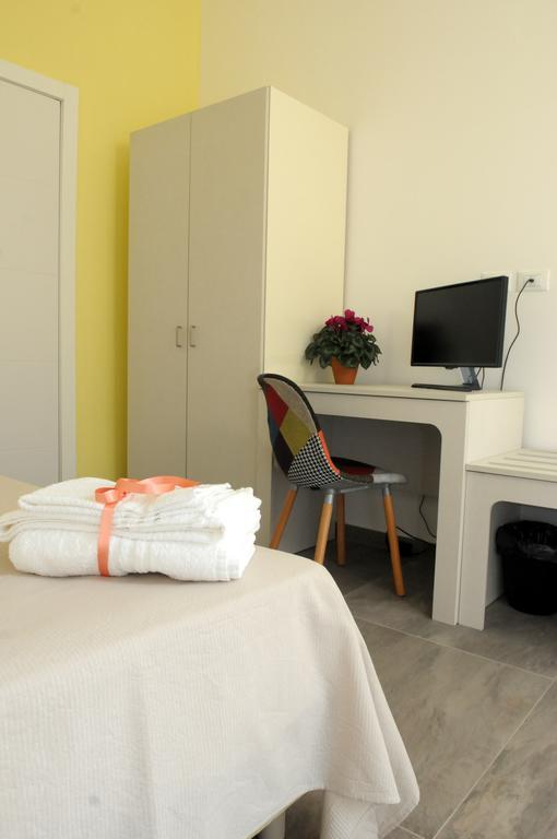 Della Torre Rooms Lecce Ngoại thất bức ảnh