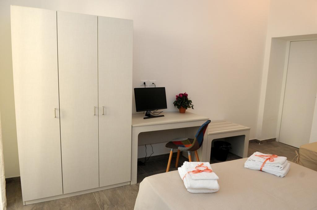 Della Torre Rooms Lecce Ngoại thất bức ảnh