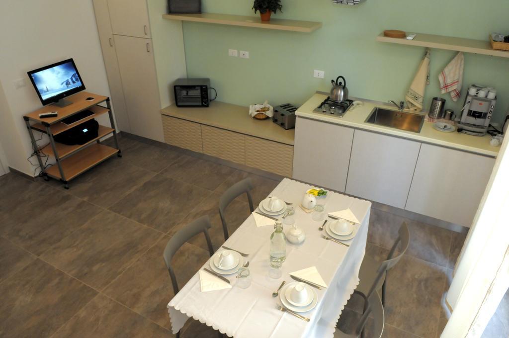 Della Torre Rooms Lecce Ngoại thất bức ảnh