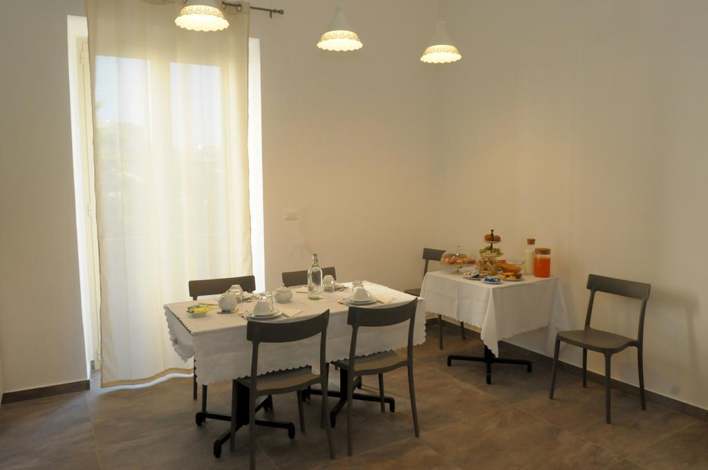 Della Torre Rooms Lecce Ngoại thất bức ảnh