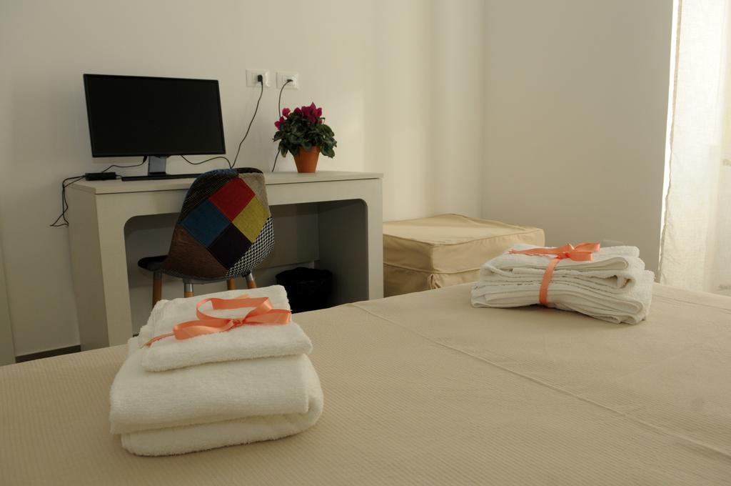 Della Torre Rooms Lecce Ngoại thất bức ảnh