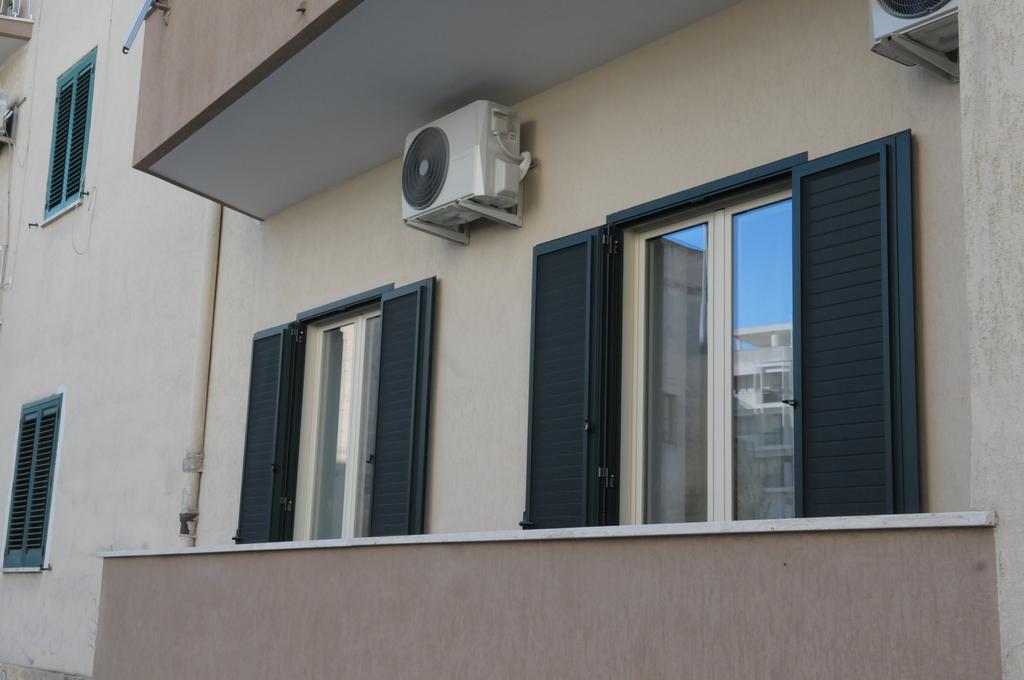 Della Torre Rooms Lecce Ngoại thất bức ảnh
