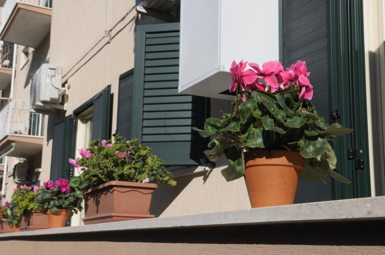 Della Torre Rooms Lecce Ngoại thất bức ảnh